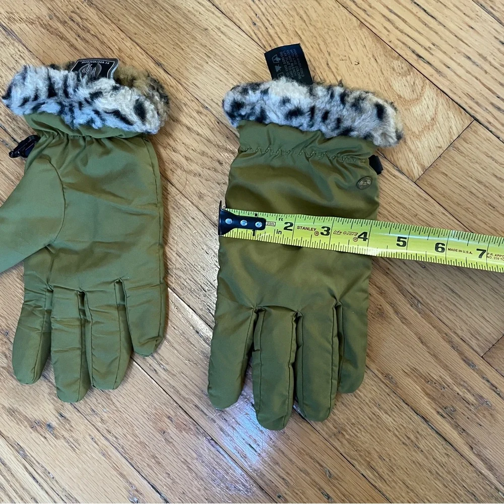 Women's Weatherproof Lined with Leopard Trim Gloves
